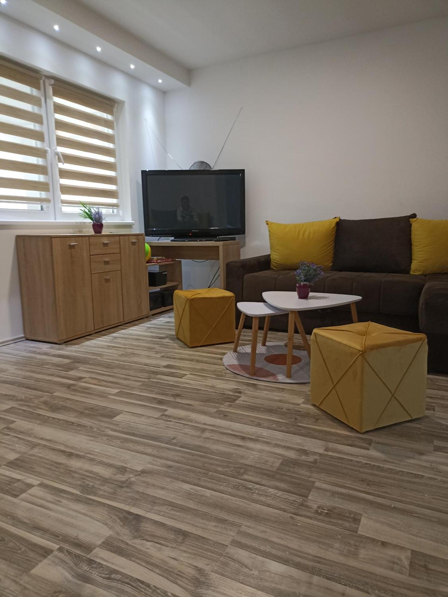 Vikendica Apartments Dunav Ms Celarevo Luaran gambar