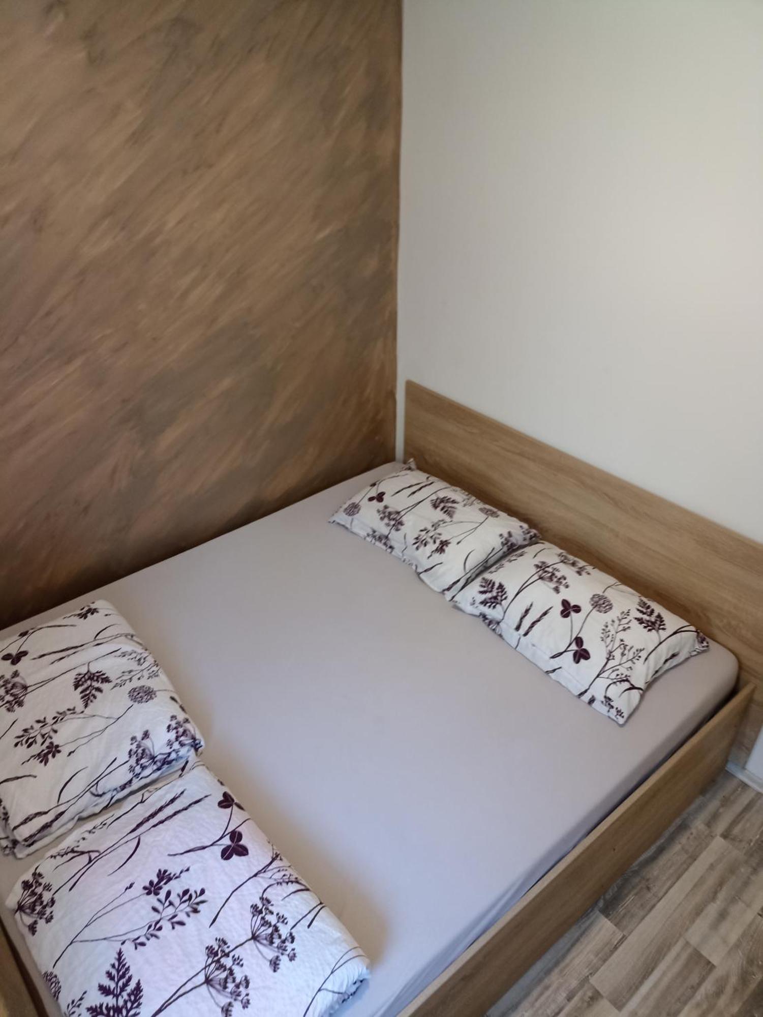 Vikendica Apartments Dunav Ms Celarevo Luaran gambar
