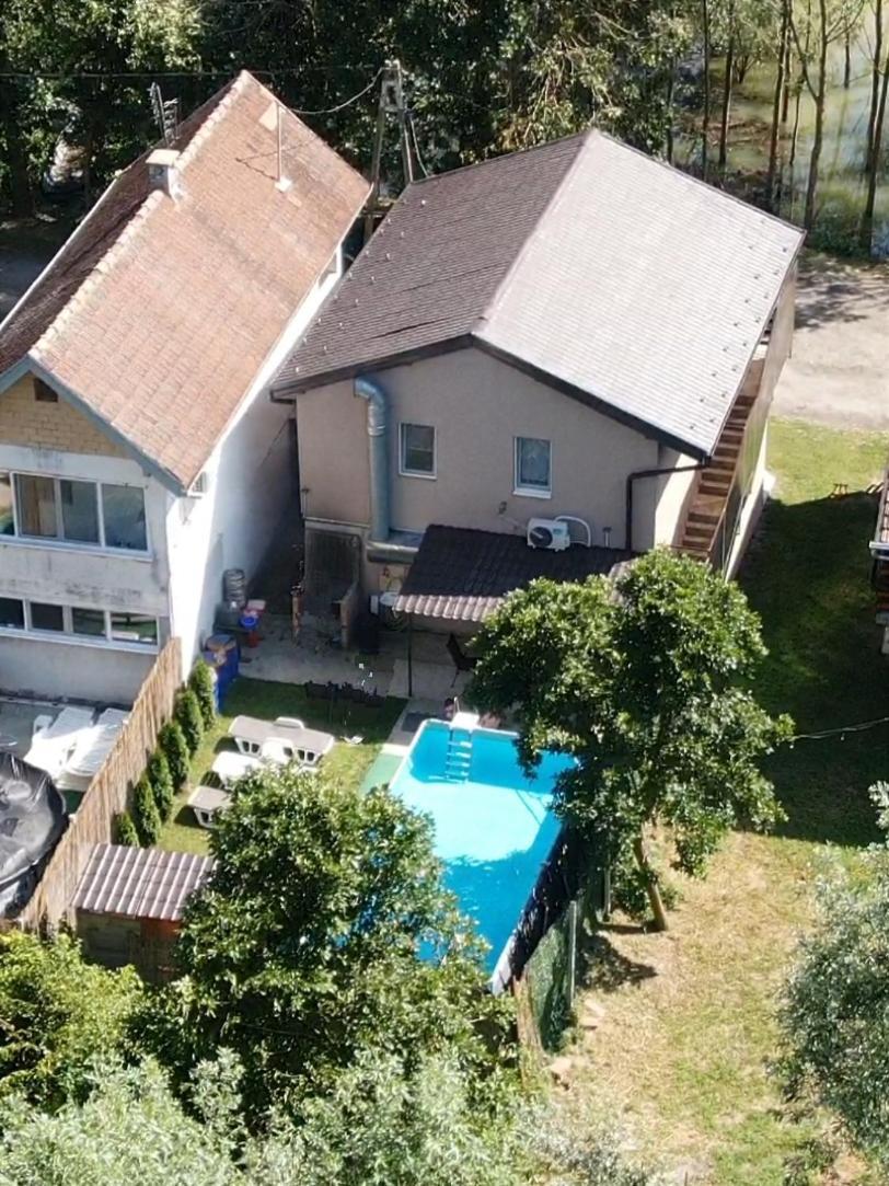 Vikendica Apartments Dunav Ms Celarevo Luaran gambar